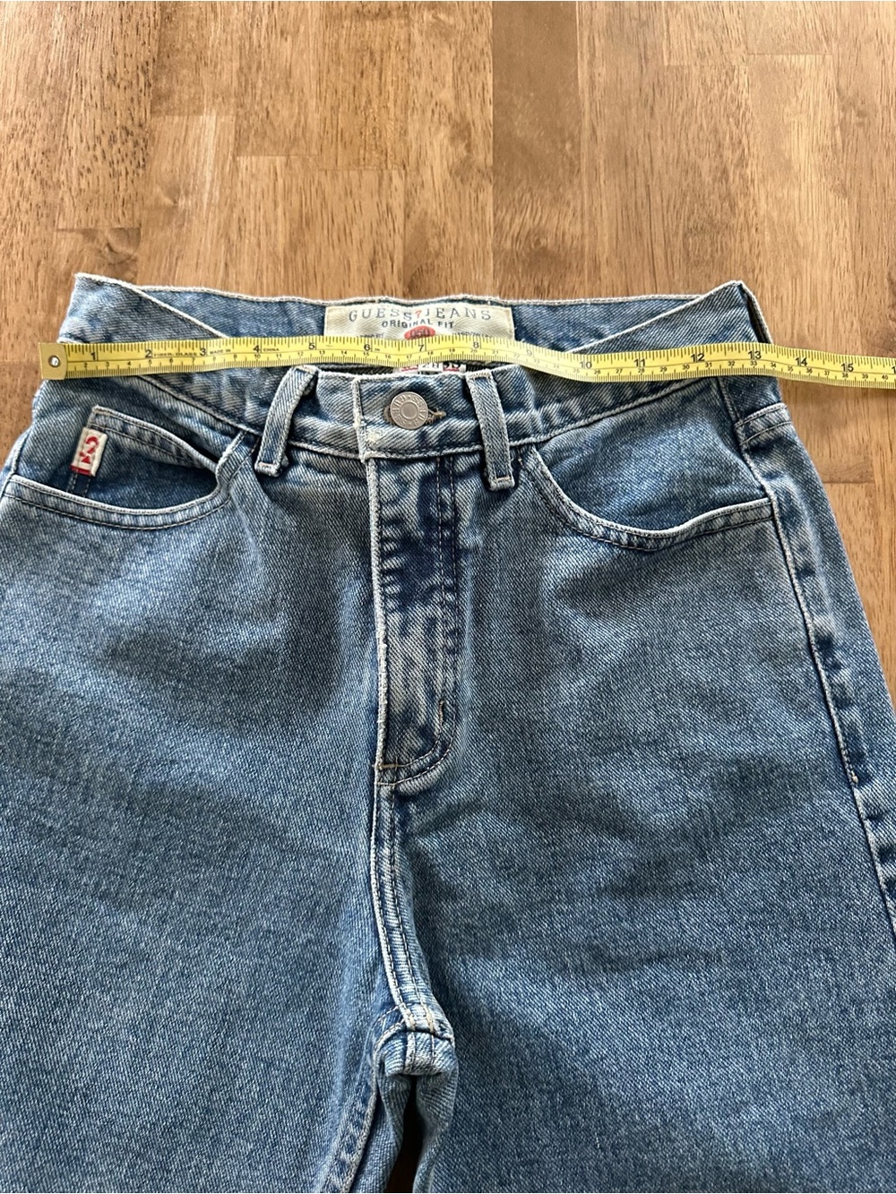 Vintage Women’s Guess Classic Fit Narrow Leg Jean Jeans Made In USA - runs small - Picture 7 of 10